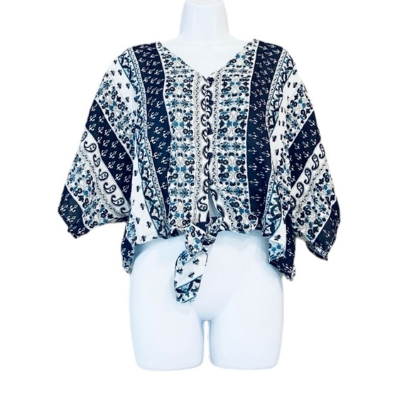 NWT Jovie Paisley Tie Front Blouse - Picture 3 of 8